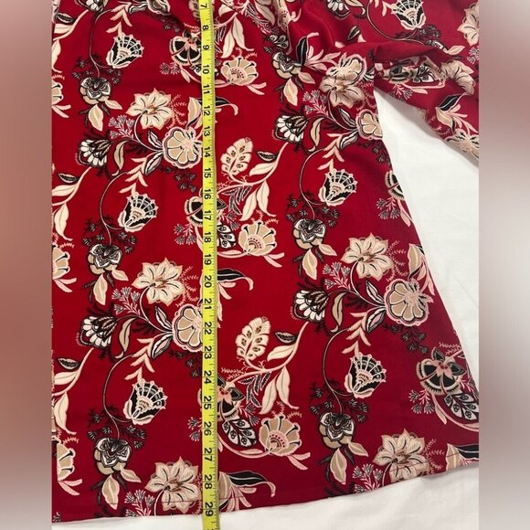 Lane Bryant Women's Foral Top Blouse 26/28 plus Size 2X Red Long Sleeves - Picture 5 of 5